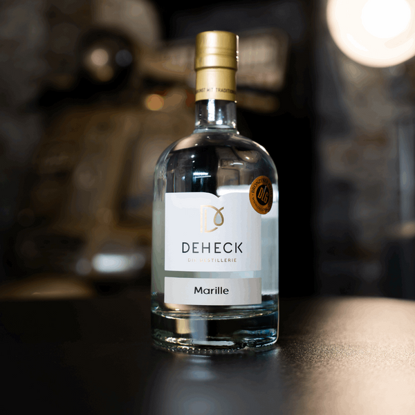 Deheck Apricot Liqueur