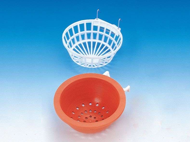 Nobby Plastiknest mit Drahthaken