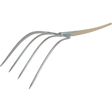 Hay fork, 4 tines, bent handle and