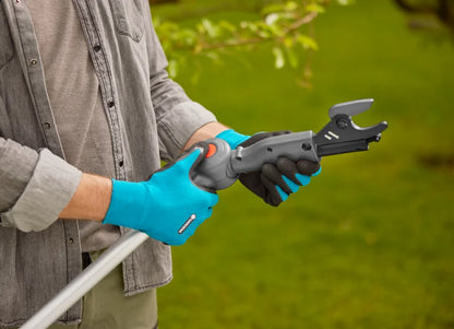 GARDENA Akku-Teleskop-Baumschere HighCut 250/18V P4A Ready-To-Use Set