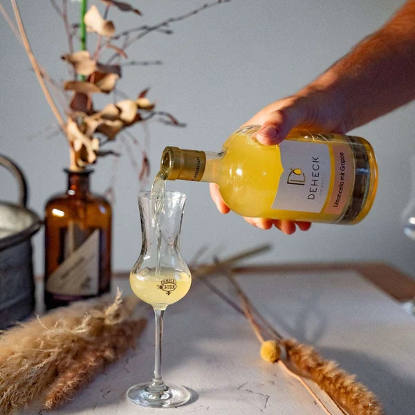 Deheck Limoncello Liqueur with Grappa