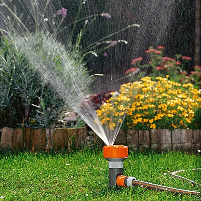Classic 4-Way Sprinkler with Twist Action