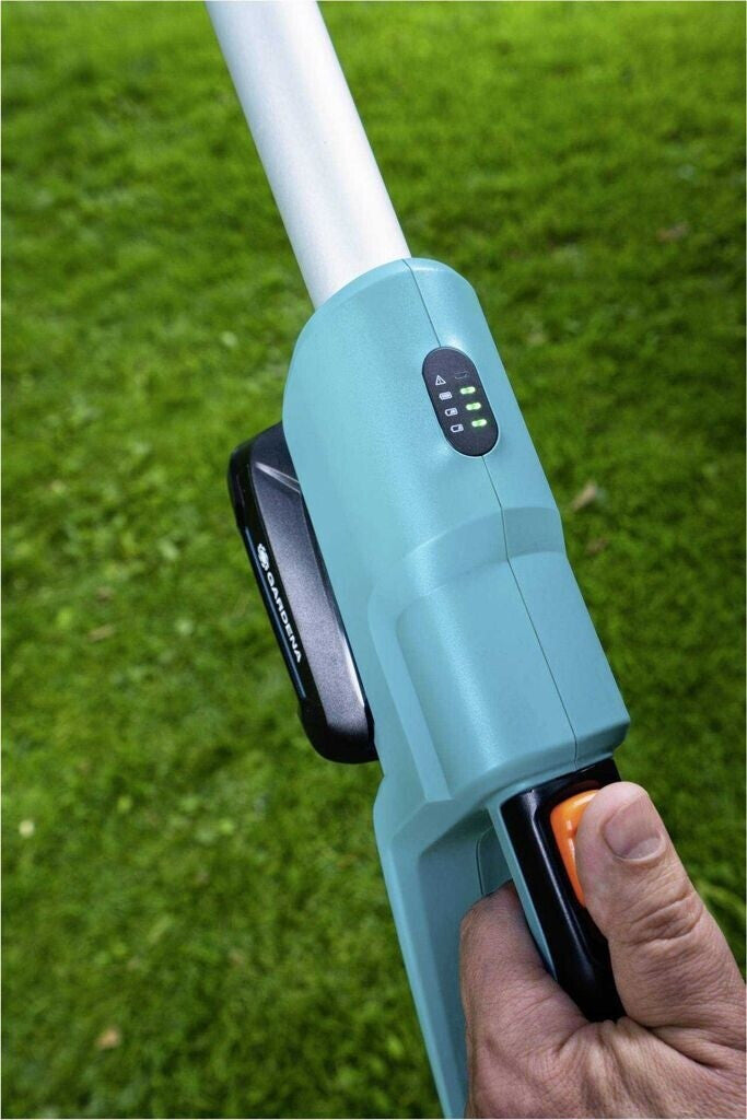 GARDENA Set Teleskop Hochentaster TCS Li-18/20 mit Akku