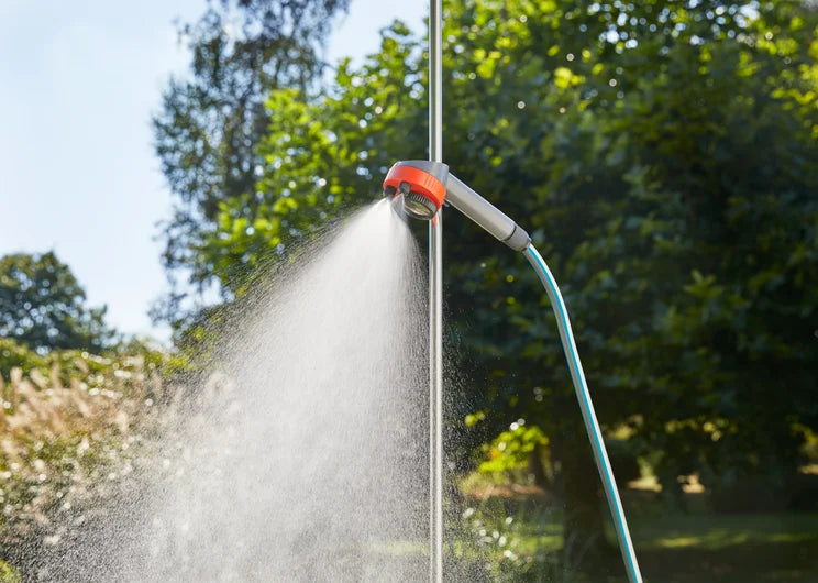 GARDENA Gartendusche trio, Brausestrahl oder Sprühnebel stufenlos regulierbar