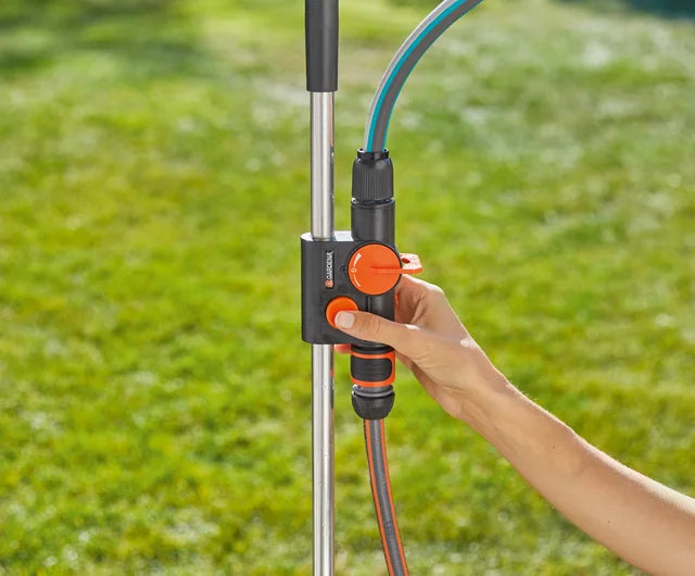 GARDENA Gartendusche trio, Brausestrahl oder Sprühnebel stufenlos regulierbar