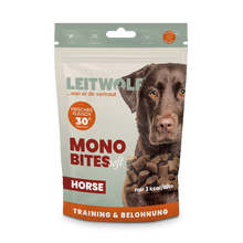 Leitwolf Mono Bites Horse
