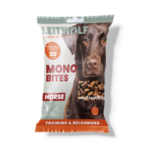Leitwolf Mono Bites Horse