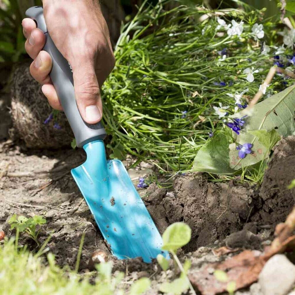 Hand trowel