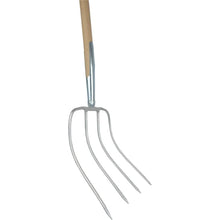 Hay fork, 4 tines, bent handle and
