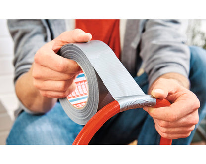 tesa extra Power Universal Reparaturband silber 50m x 50mm
